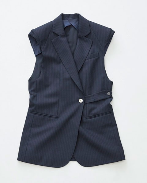 バスト - Slide:1