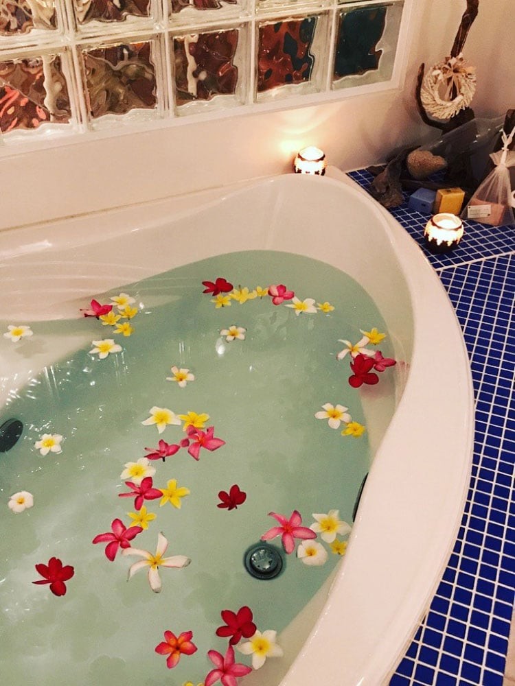 私と部屋　 - Slide:7