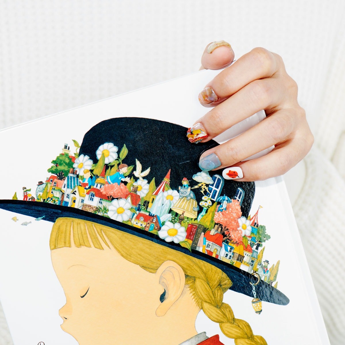 本からアイディアを拾う冬ネイル【絵本&児童書編】 - Slide:1