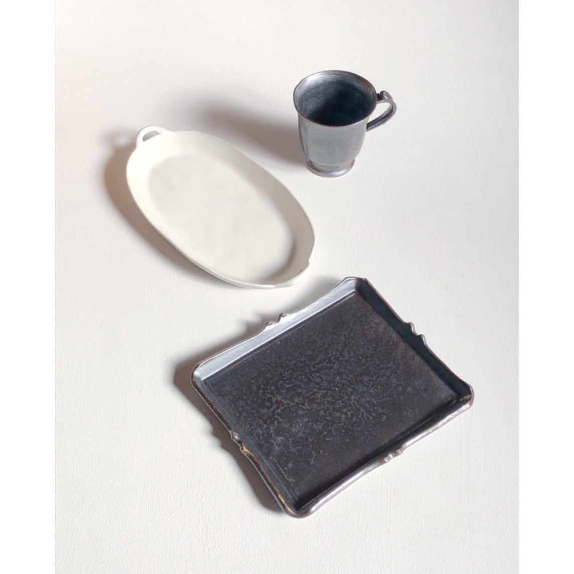 谷中「kokonn」で益子焼・陶器市が開催。伝統的な質感とモダンなデザインに出合う - Slide:2