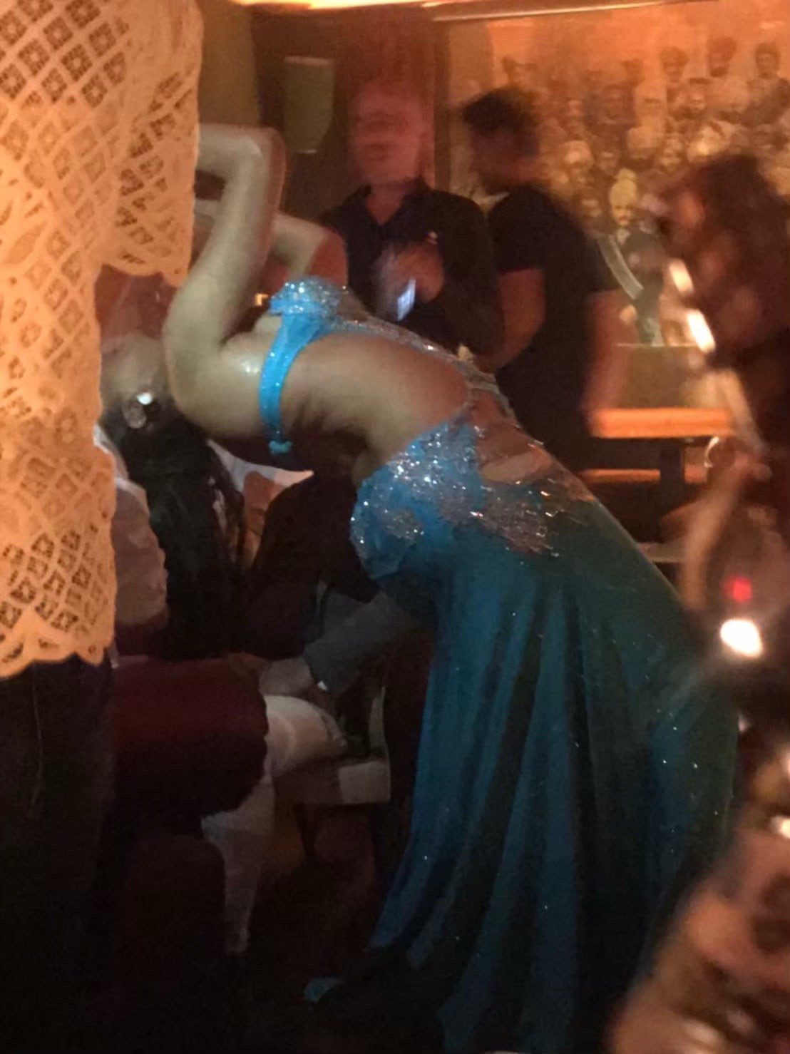 ダンスショー - Slide:7