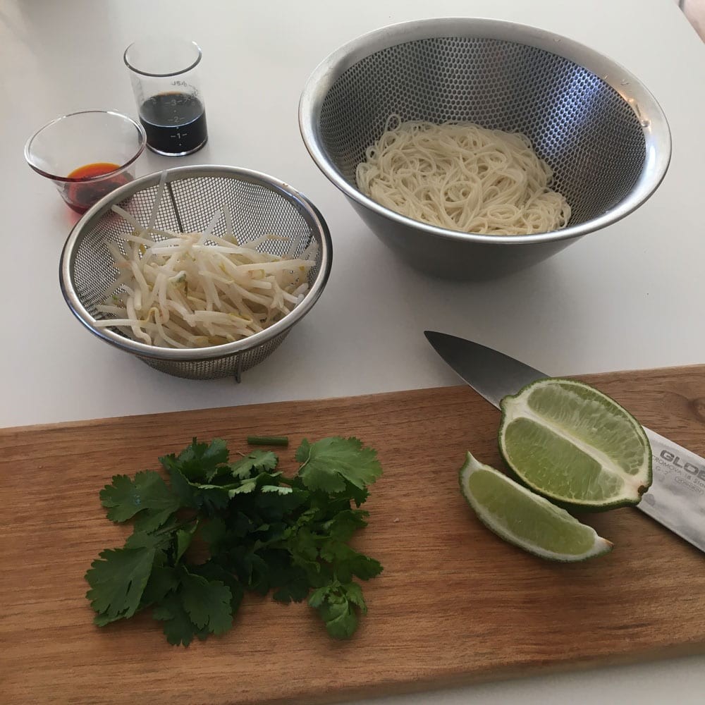 5分めし　フォー　エスニック　ラーメン - Slide:2