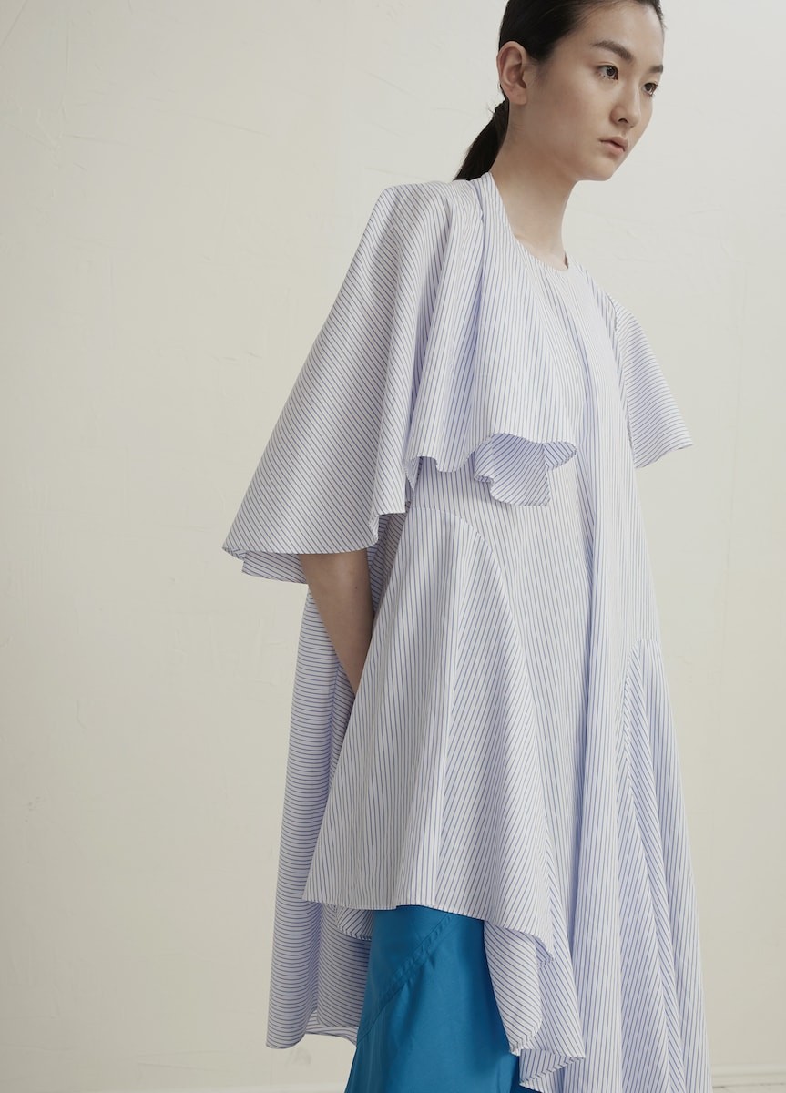 JNBYの2020春夏コレクション　アシメトリーストライプドレスとスカート - Slide:9