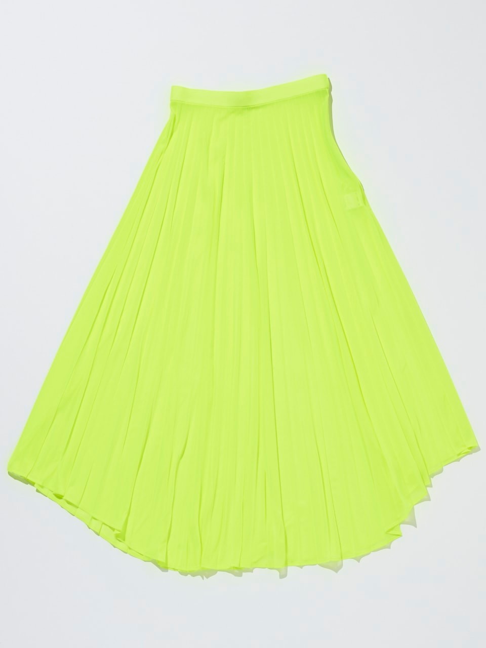 ネオンカラー 流行のアイテムのおしゃれなバランス - Slide:2