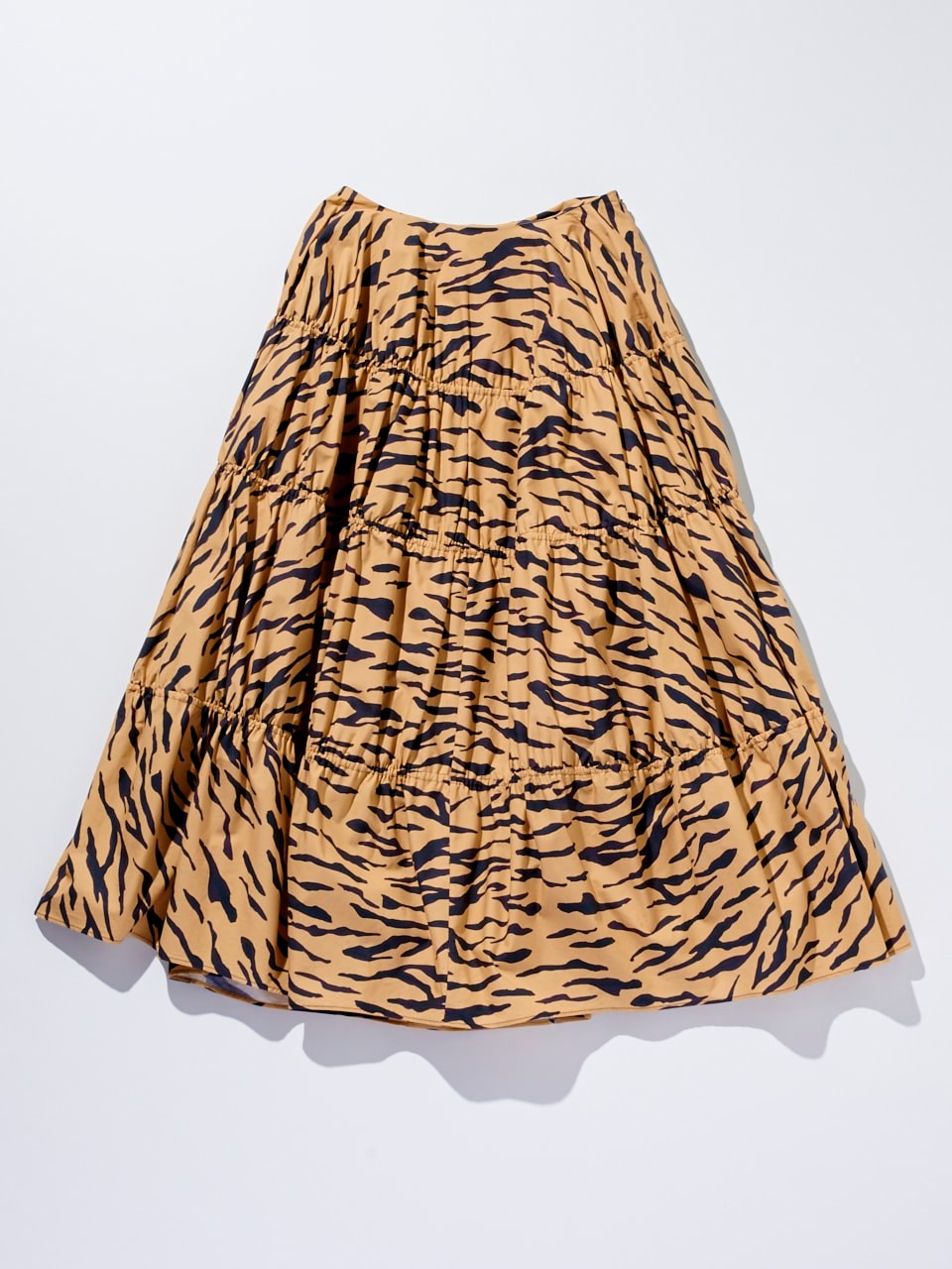 ゼブラ 流行のアイテムのおしゃれなバランス - Slide:3