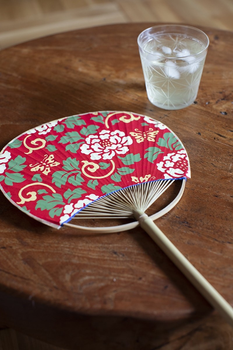 夏支度のススメ。ゆかた、風鈴、うちわに蚊やり、夏のお供は手仕事が光る逸品たち - Slide:1