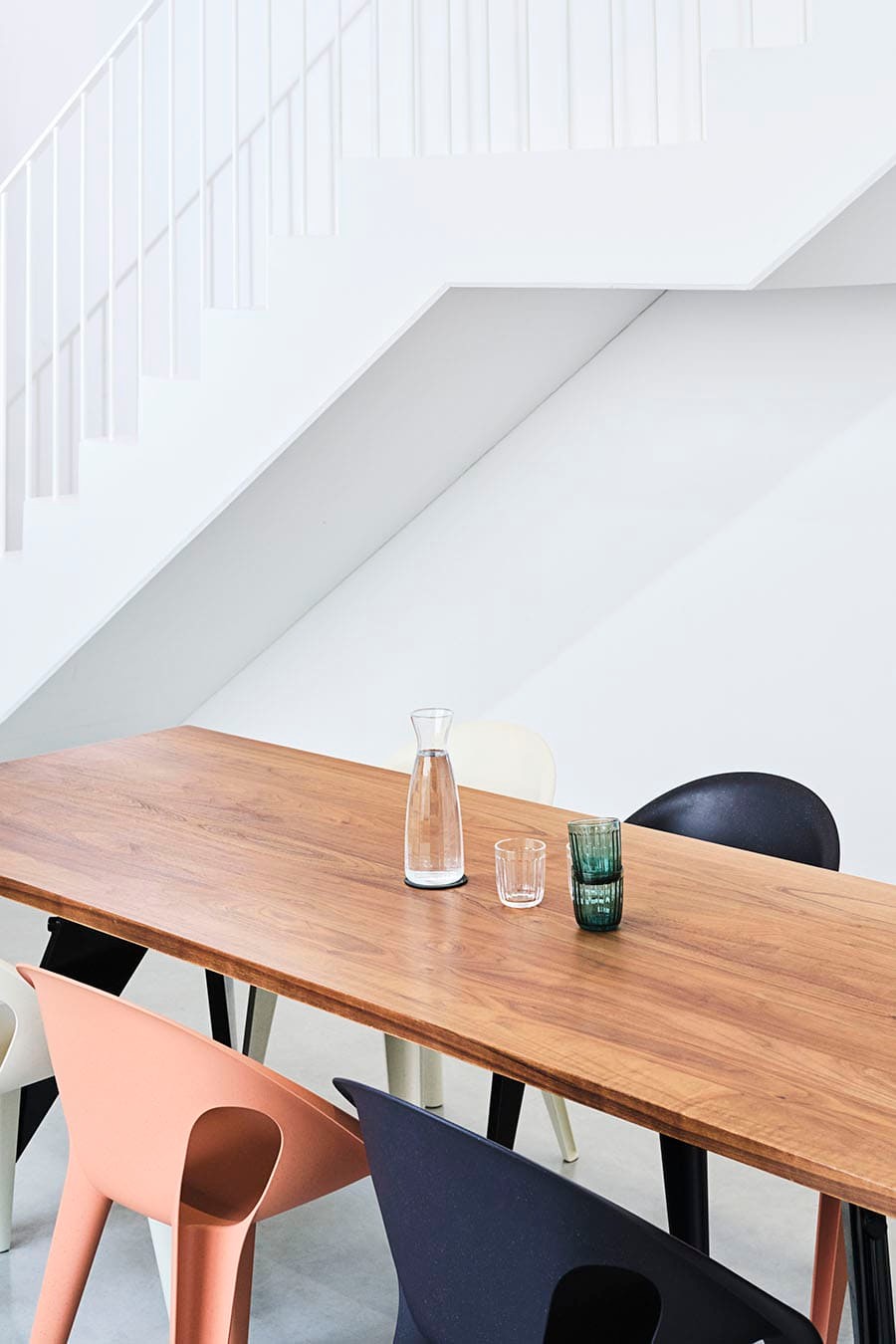 〈マジス〉の新作チェア|「ベル」 - Slide:2