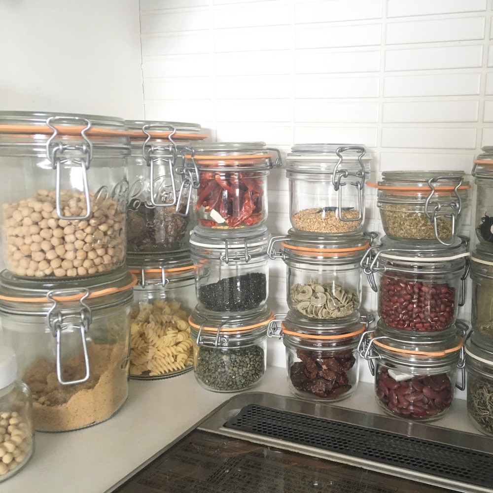 ガラスかホーローの保存容器 - Slide:1