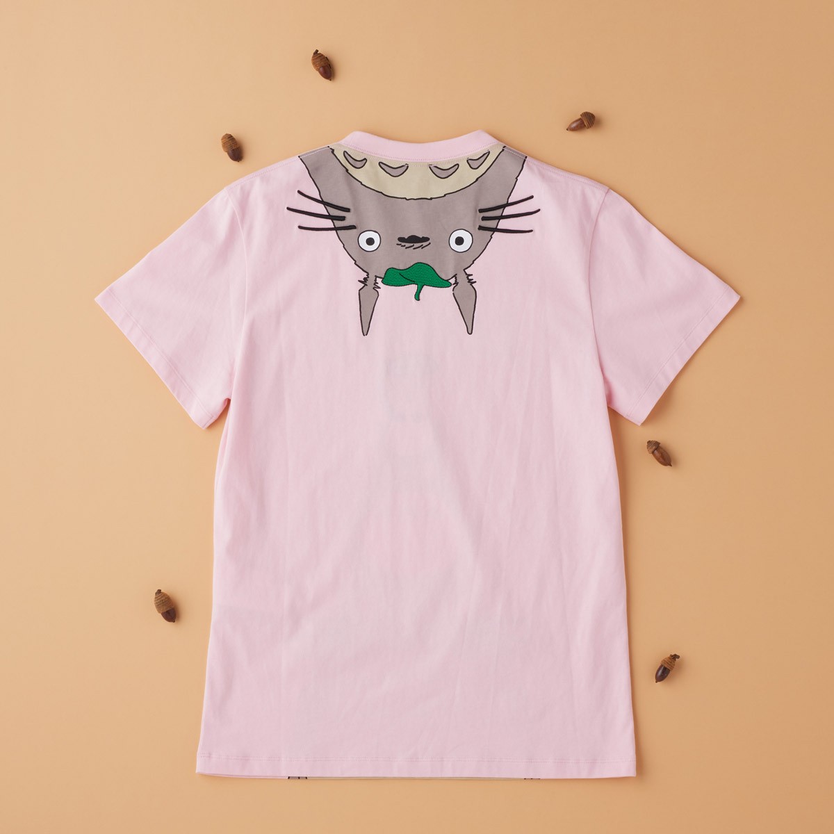 ロエベ〉が『となりのトトロ』と出合った♡スタジオジブリとの 