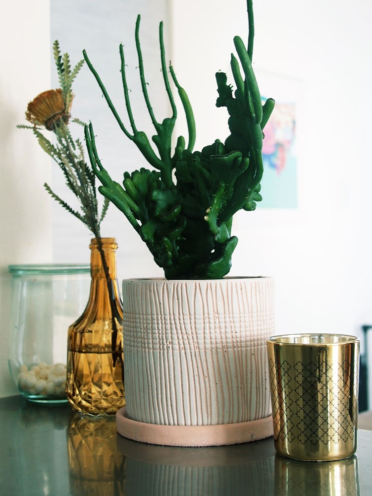 私と部屋 - Slide:7