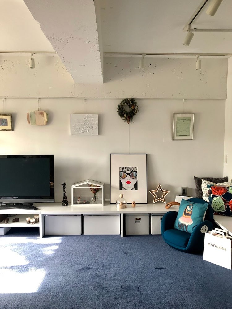 私と部屋 - Slide:1