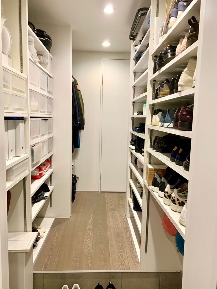 私と部屋 - Slide:11