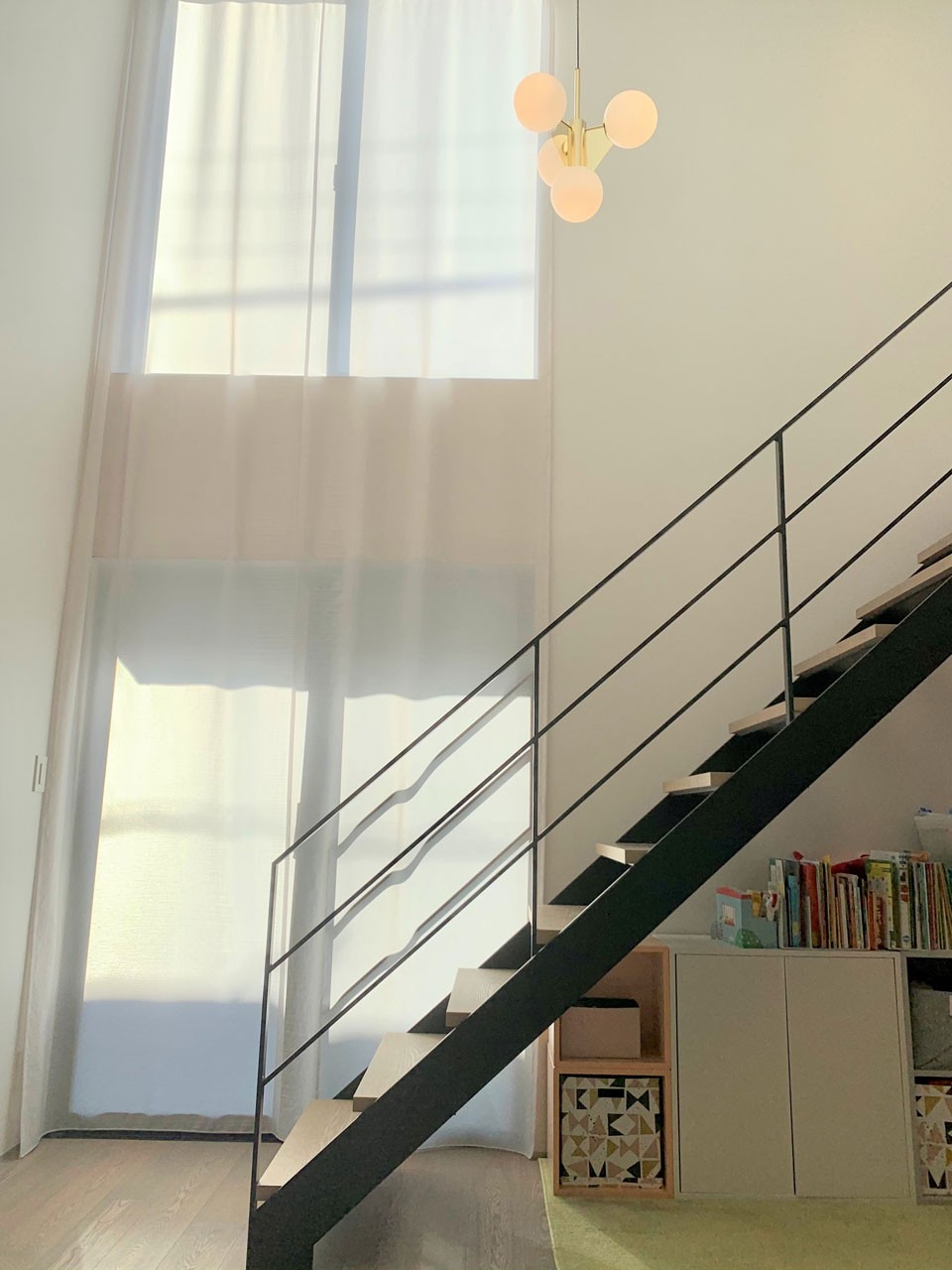 私と部屋 - Slide:5