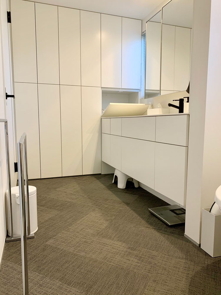 私と部屋 - Slide:9