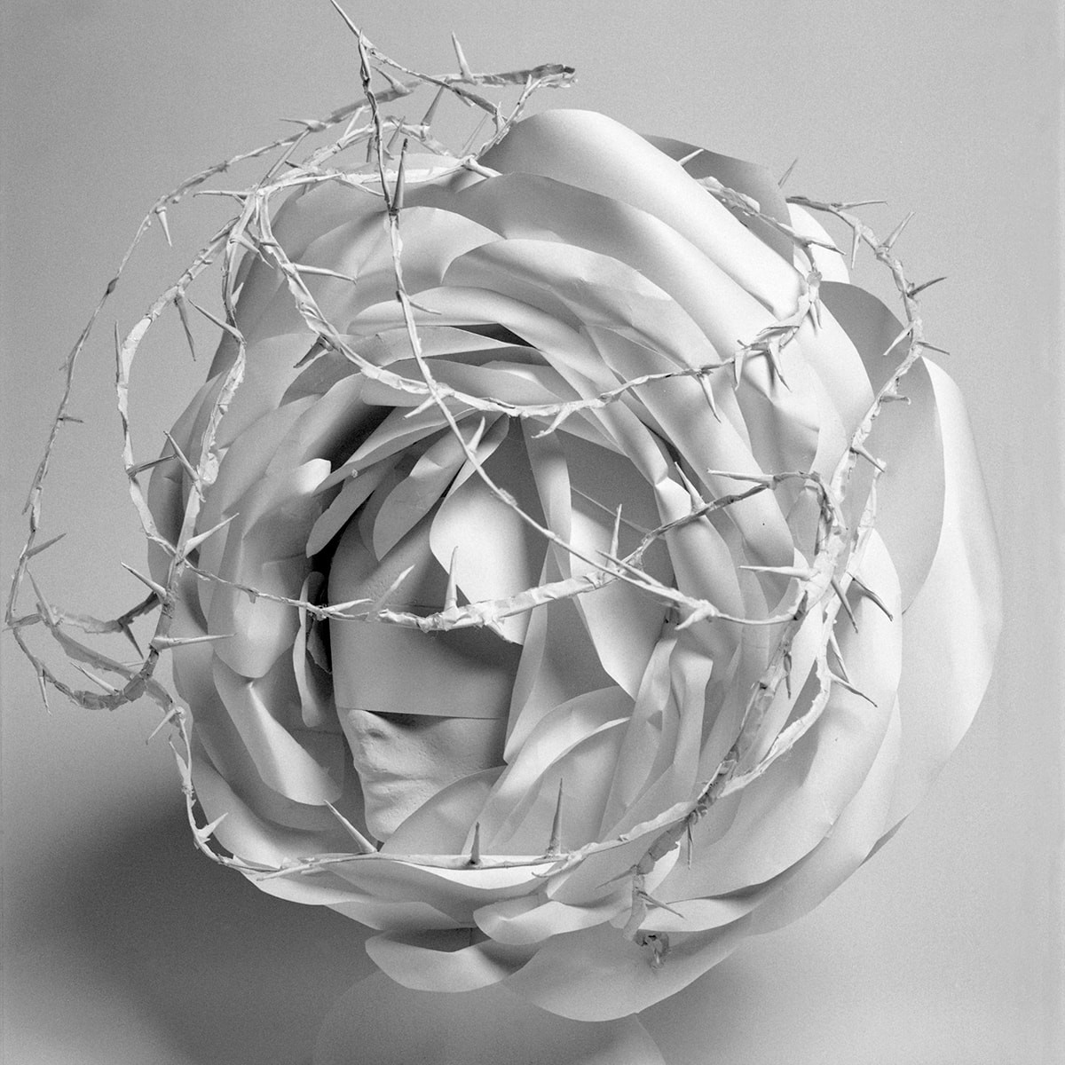 世界を舞台に活躍したヘア&amp;メイクアップアーティストの加茂克也が綴る作品集「KAMO HEAD」 - Slide:1