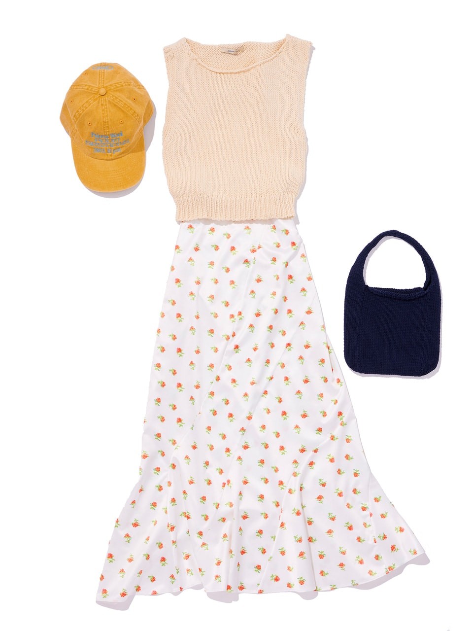 パロマ ウールのキャップ 、ニットトップ、バッグとユハン ワンのスカート