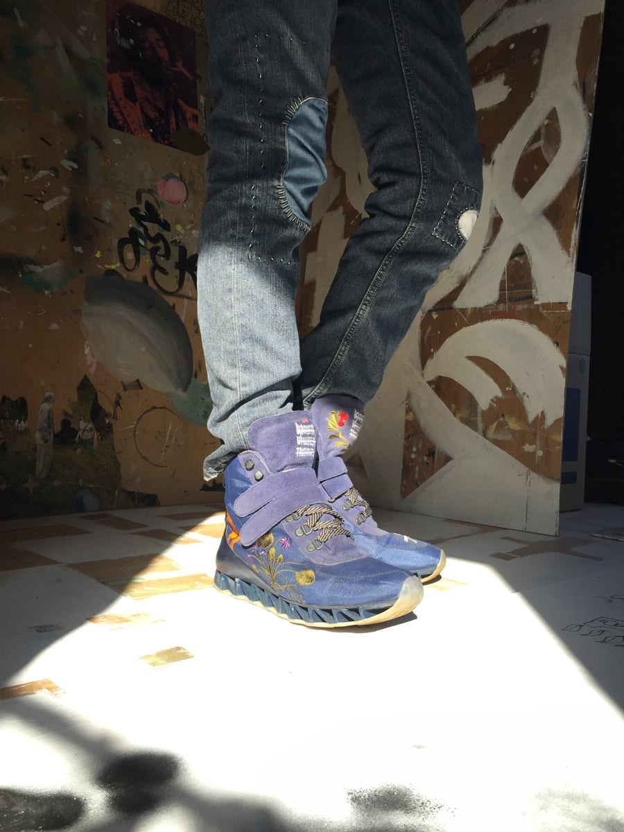 安野谷 昌穂さん｜Camper Lab × Bernhard Willhelm ｜スニーカー - Slide:3