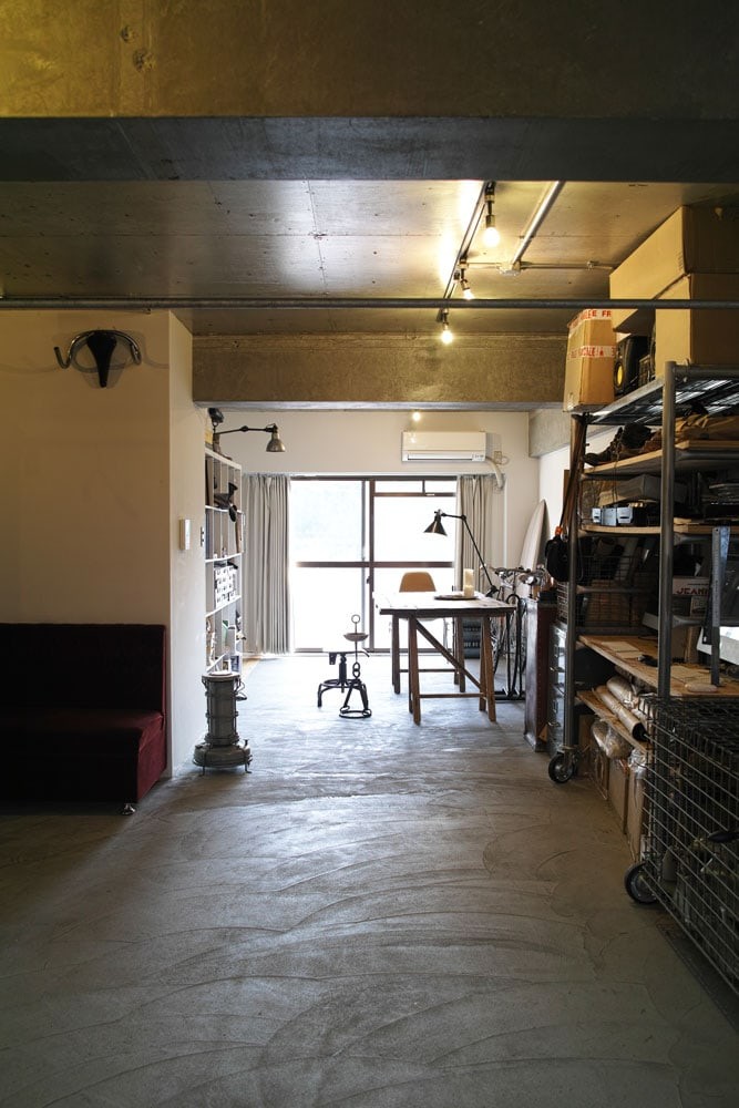 私と部屋 - Slide:1