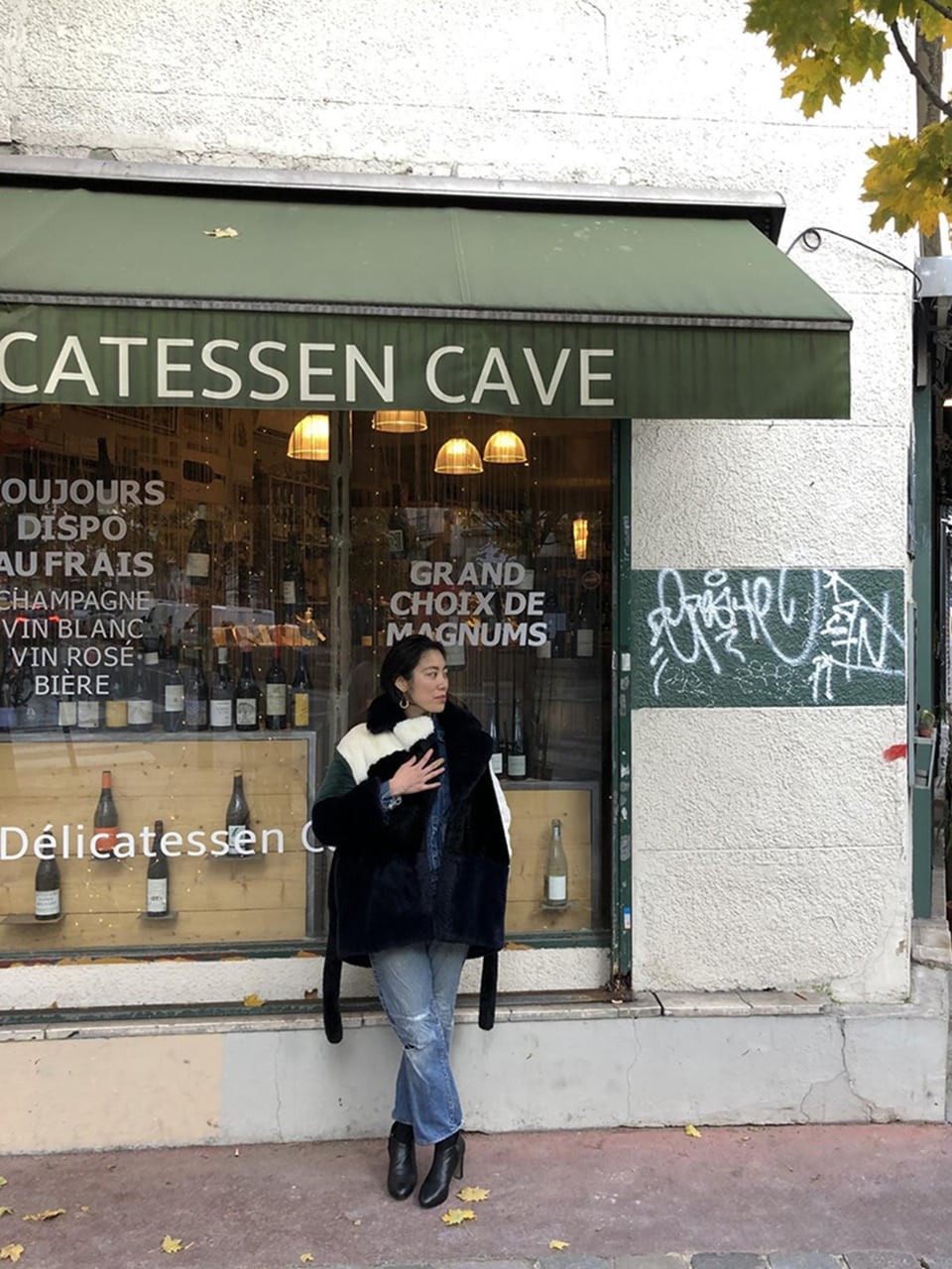 ハロー！世界のガールフレンド　YUI