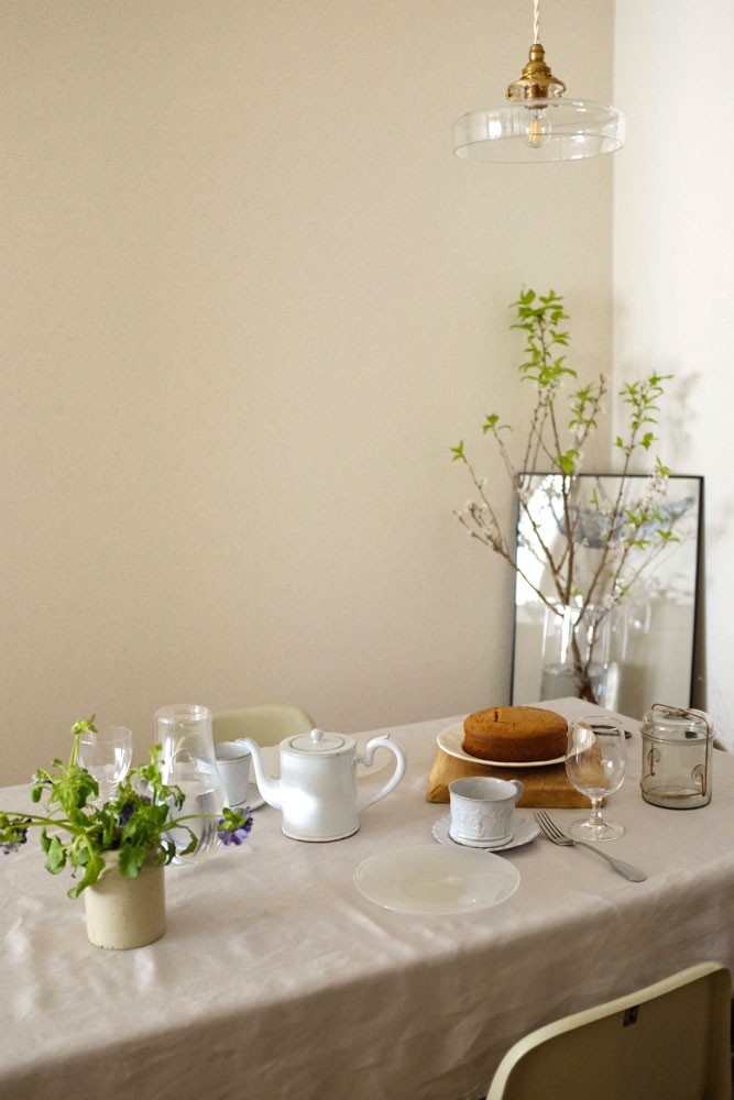 私と部屋 - Slide:1