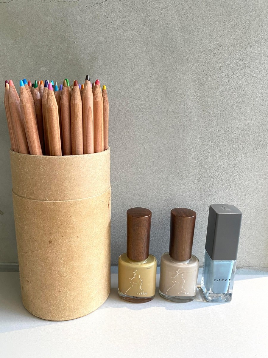 とっておきのセルフネイル｜宇都木まりさん｜色鉛筆でお絵描き - Slide:2