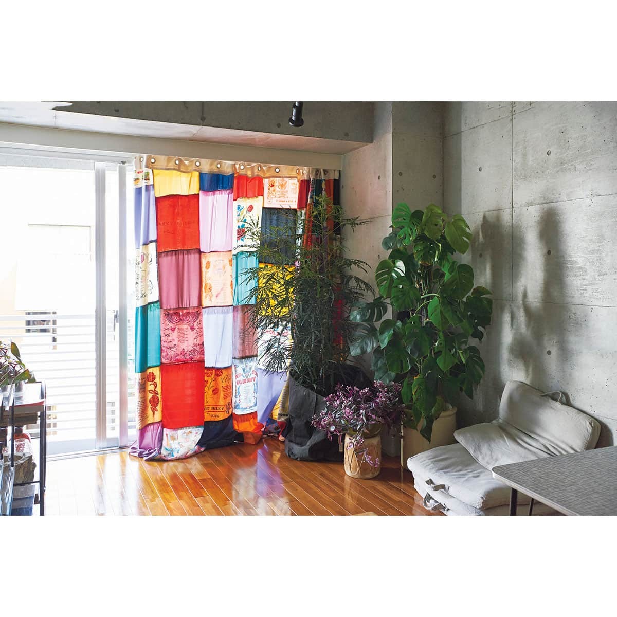 部屋 カーテン - Slide:5