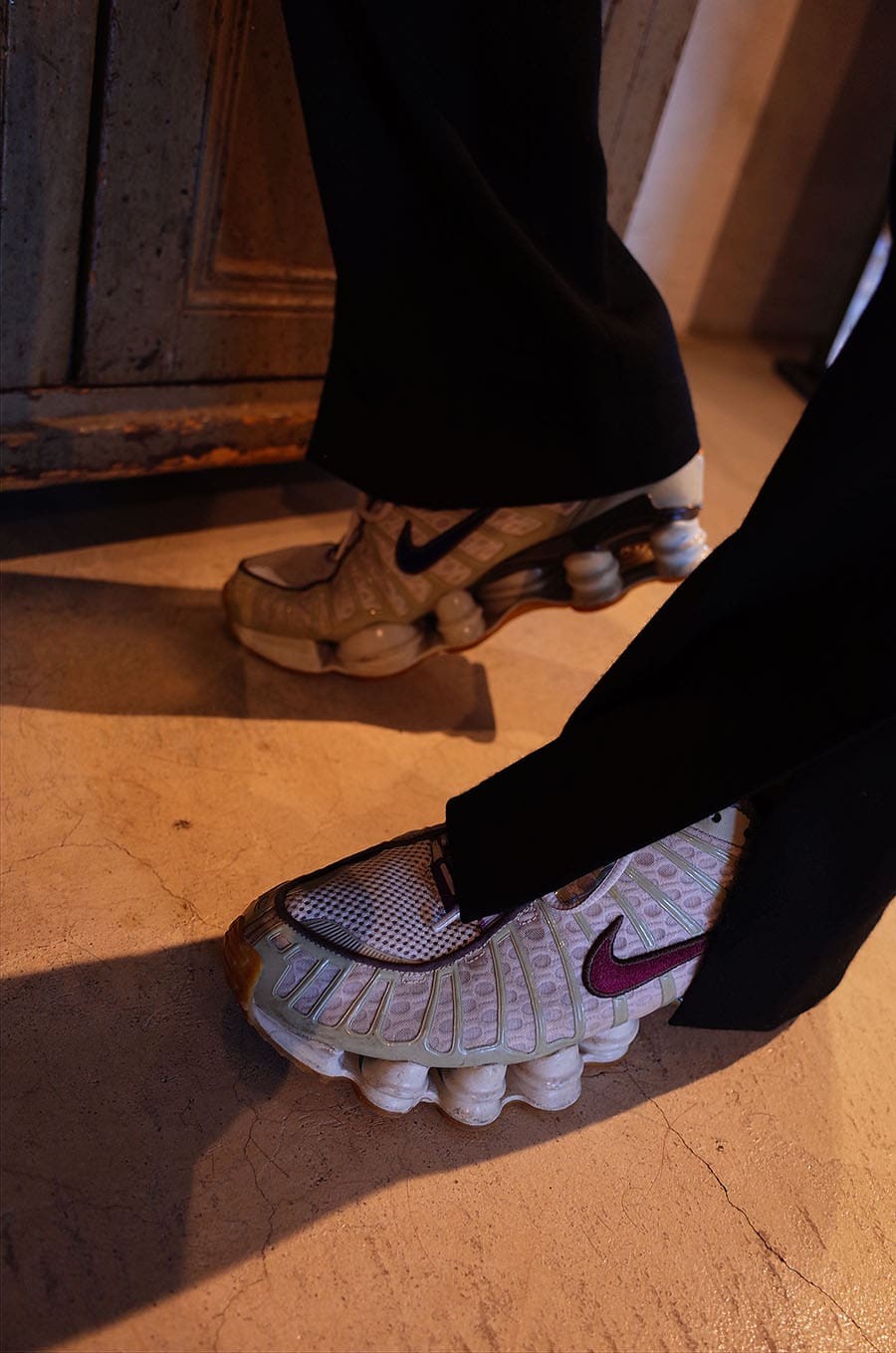 スニーカー｜Size ? × nike shox TL “Viotech” - Slide:3