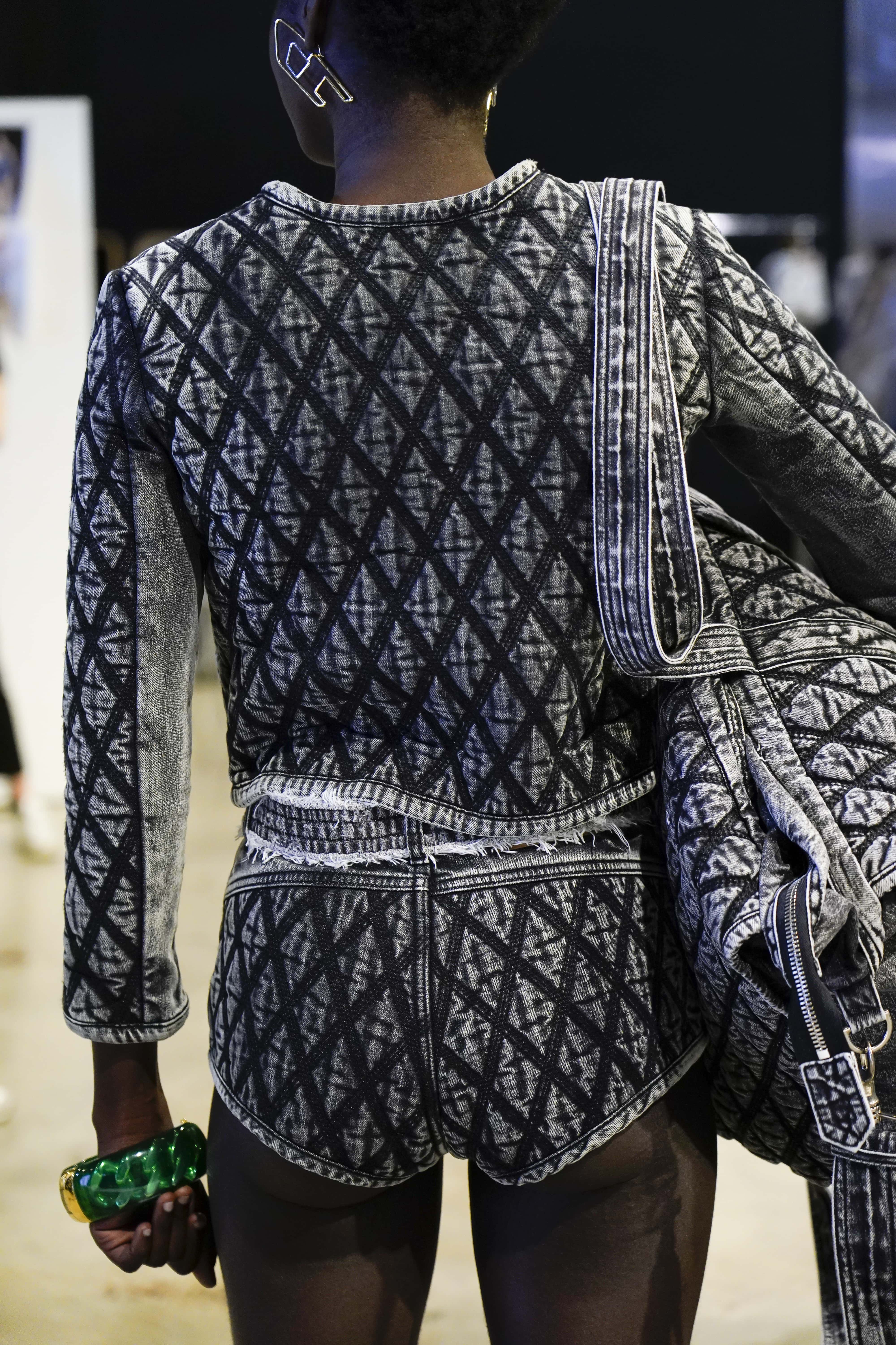 〈ディーゼル〉新クリエイティブ・ディレクター、グレン・マーティンスがデビューにかけた思いとは？ - Slide:3