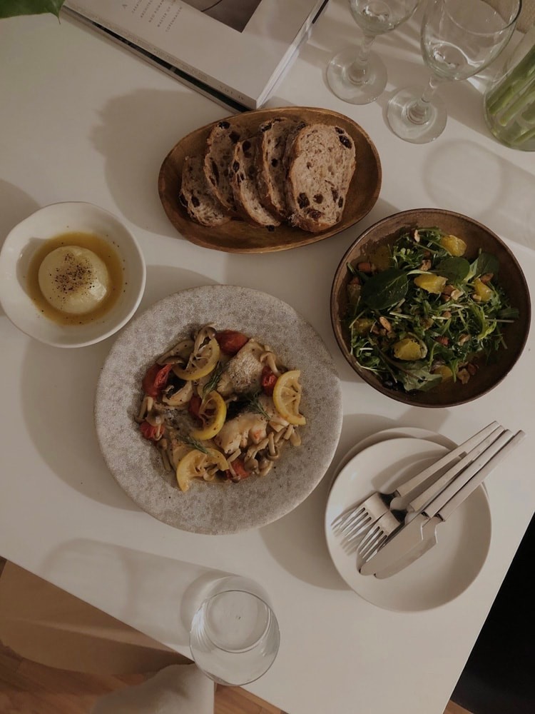 私と部屋 - Slide:10