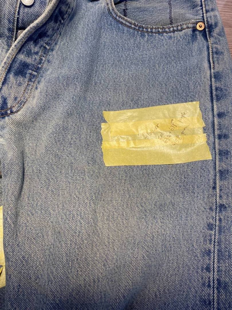 もう穿けない!と思っていた最愛デニム。リーバイス®でプロのジーンズリペアを体験 – スタイリスト谷崎彩の超私的ファッション愛 #19 - Slide:1