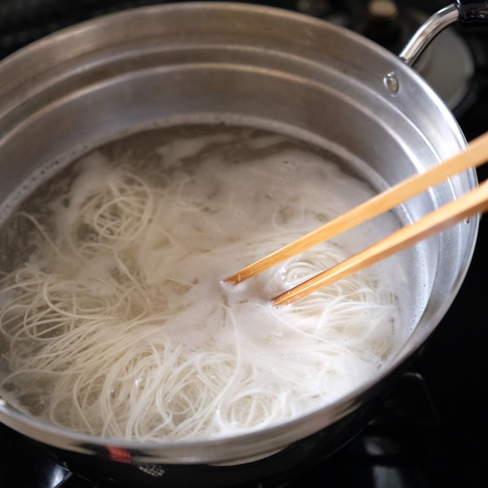 となりの5分メシ vol.66 ミョウガと白胡麻のぶっかけそうめん - Slide:3