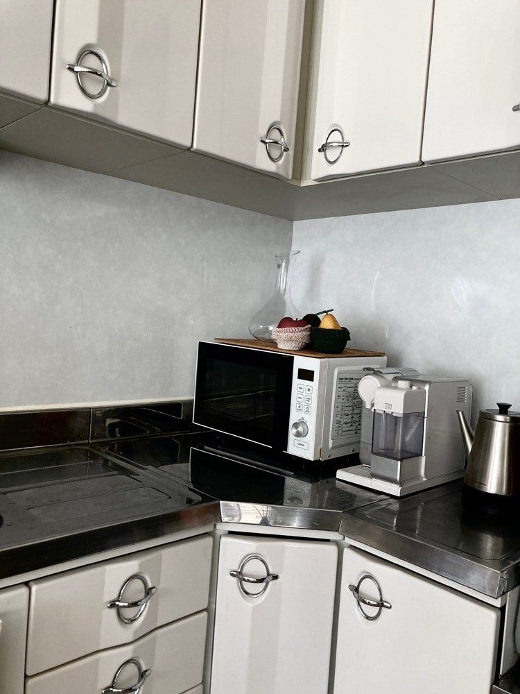 私と部屋 - Slide:4