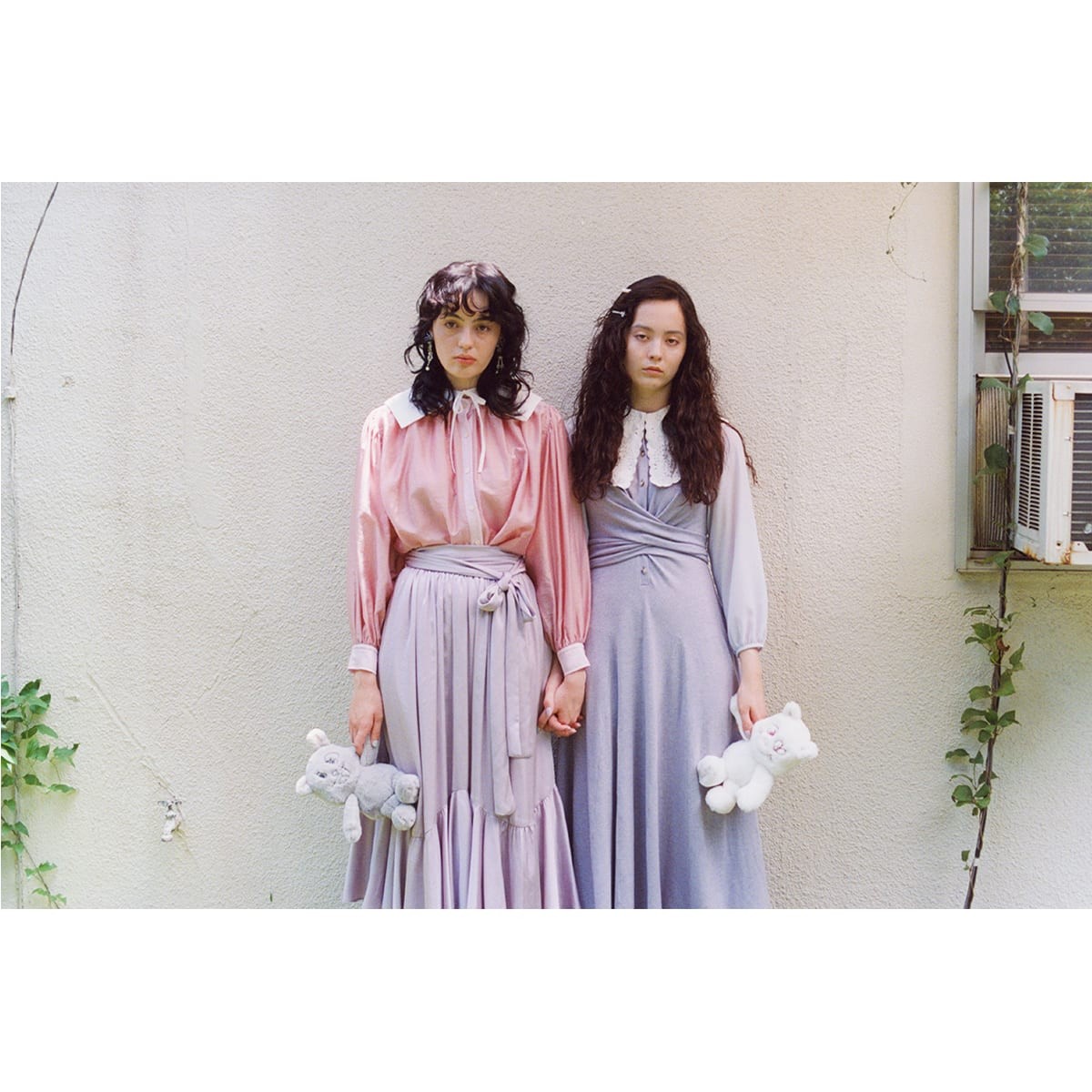 ファーファー/FURFUR - Slide:1