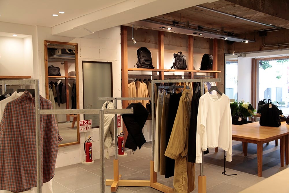 F/CE. Flagship Store Tokyo　代官山 - Slide:5