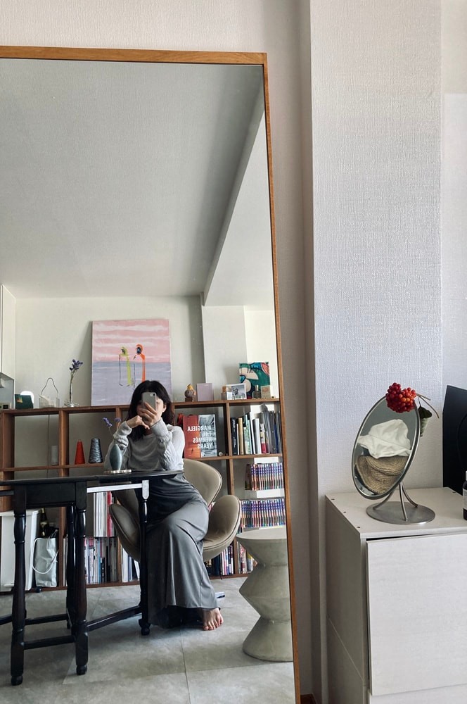 私と部屋 - Slide:1