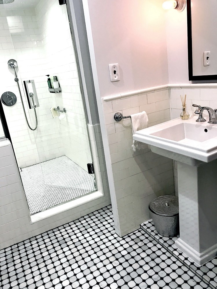 私と部屋 vol.85 余白を残したフルリノベーション。一面窓からの開放的な景色に惹かれて ー 塚崎恵理子さん - Slide:10