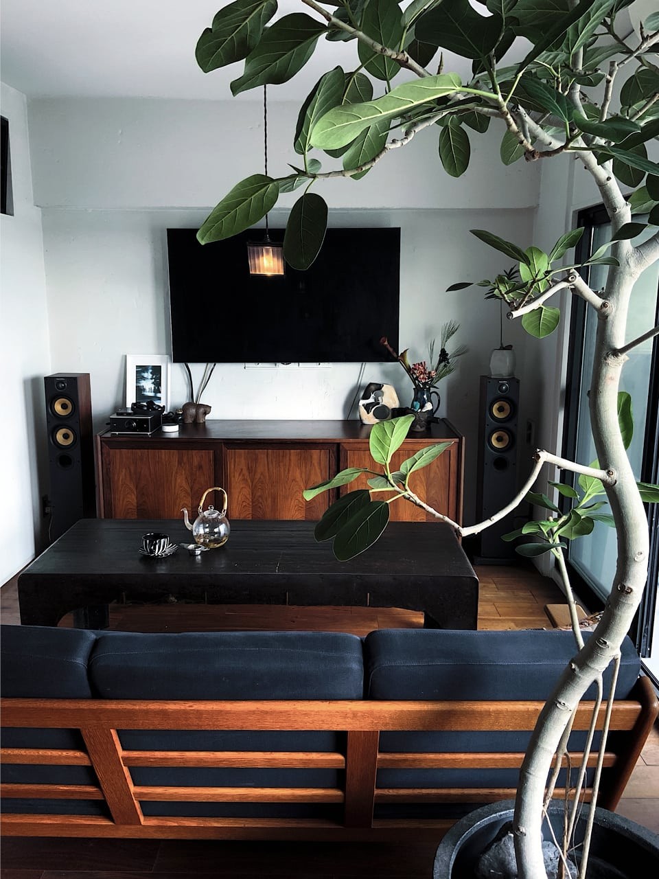 私と部屋 - Slide:1