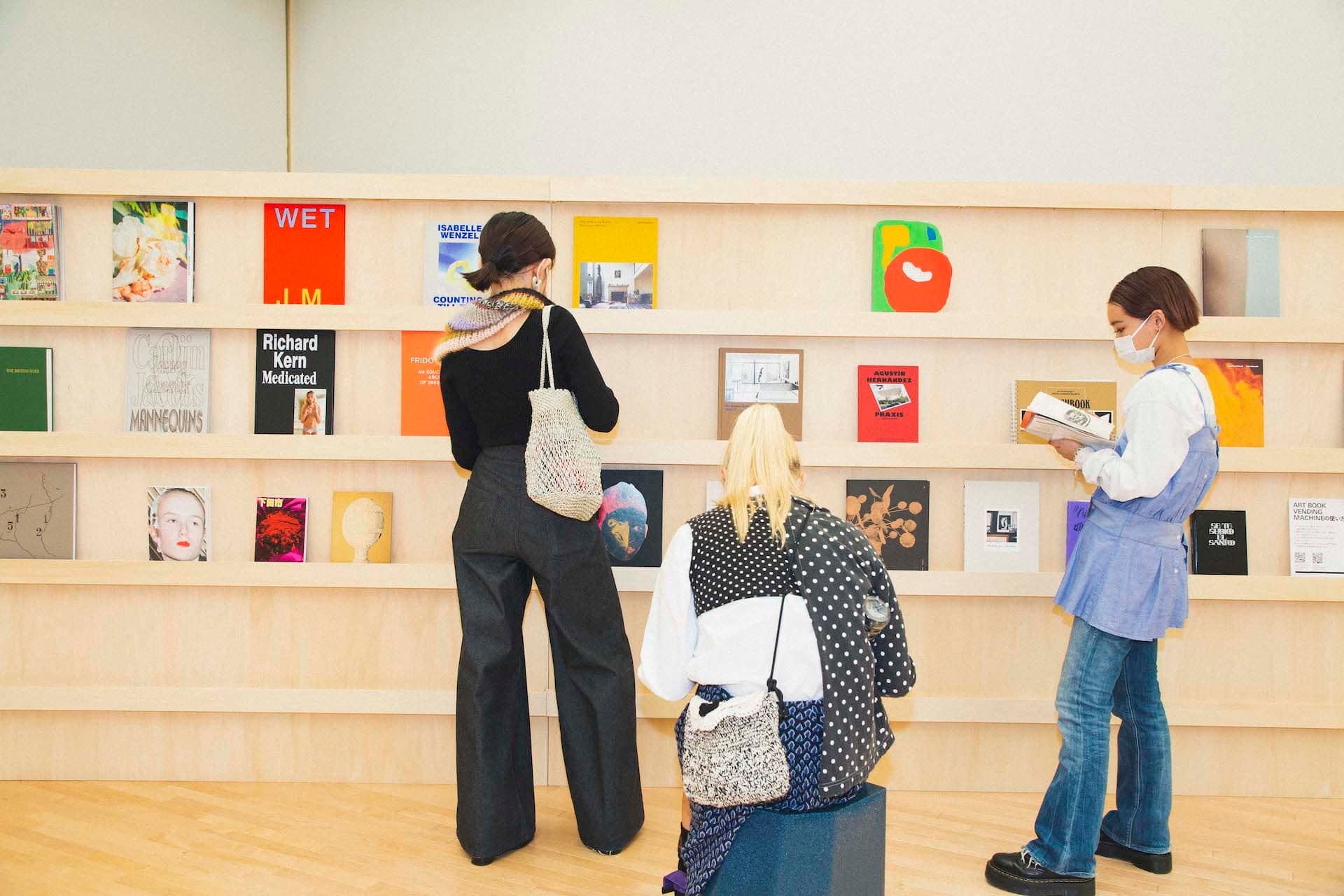 CHARMING BUSTERS CLUB vol.06 『TOKYO ART BOOK FAIR 2021』をレポート - Slide:2