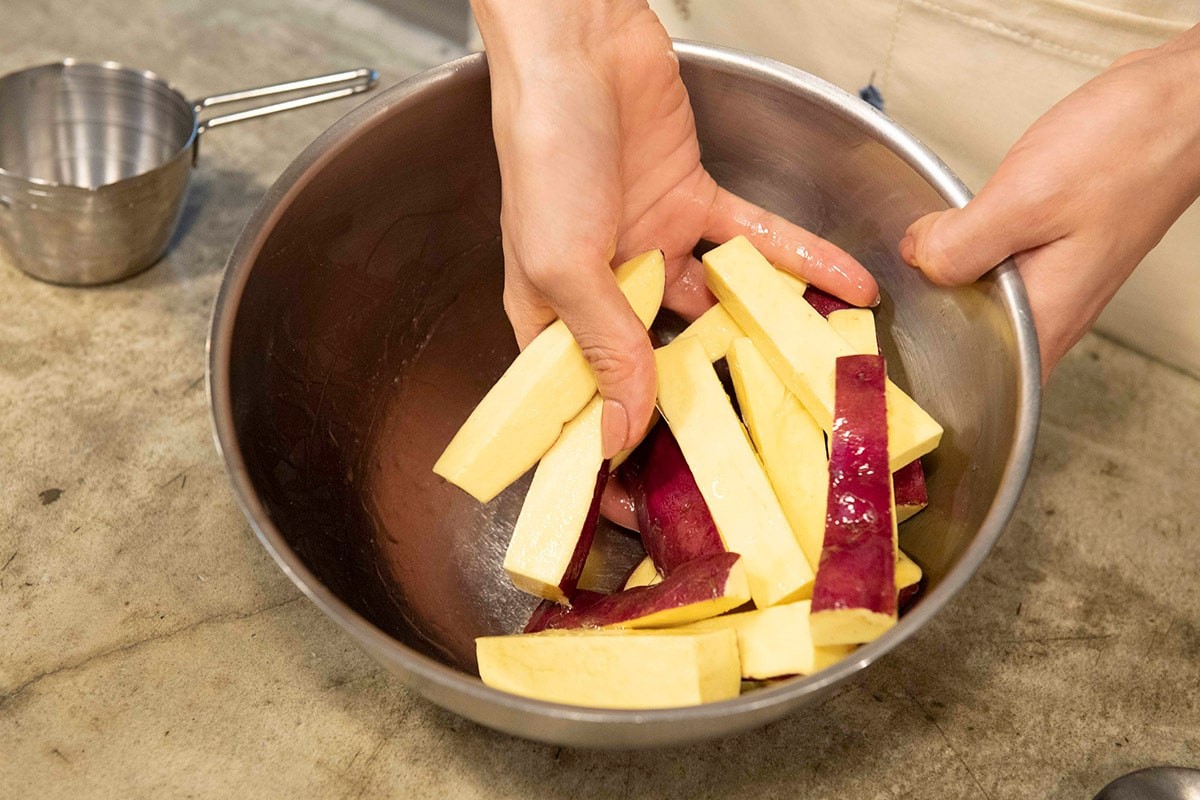 水気を切ったさつまいも - Slide:3