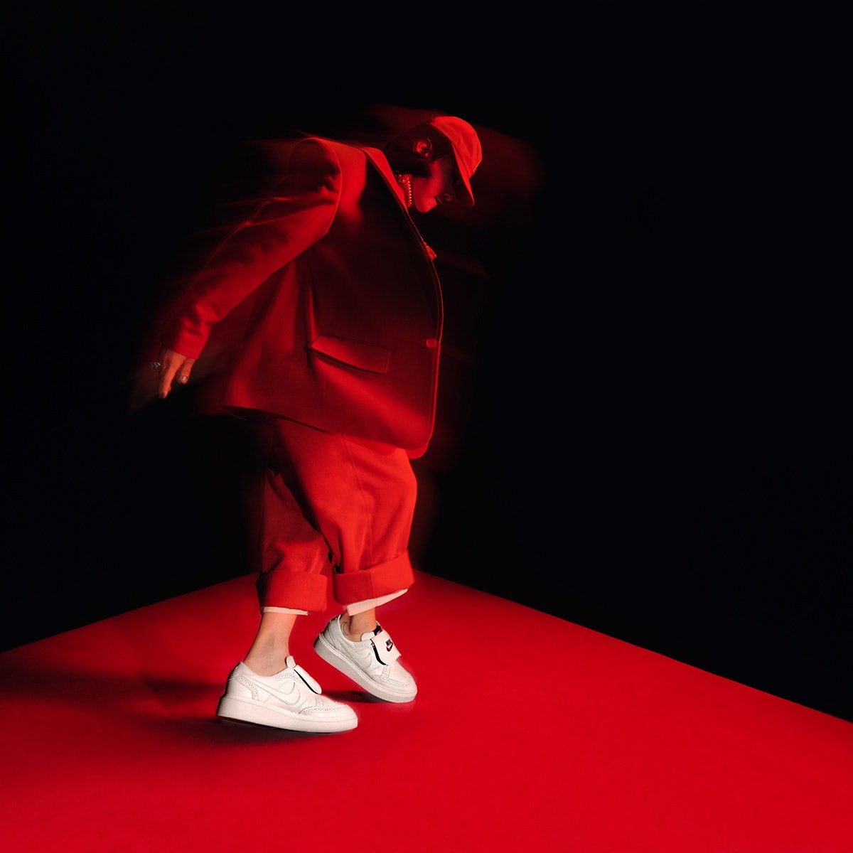 Nike, G-DRAGON - Slide:3