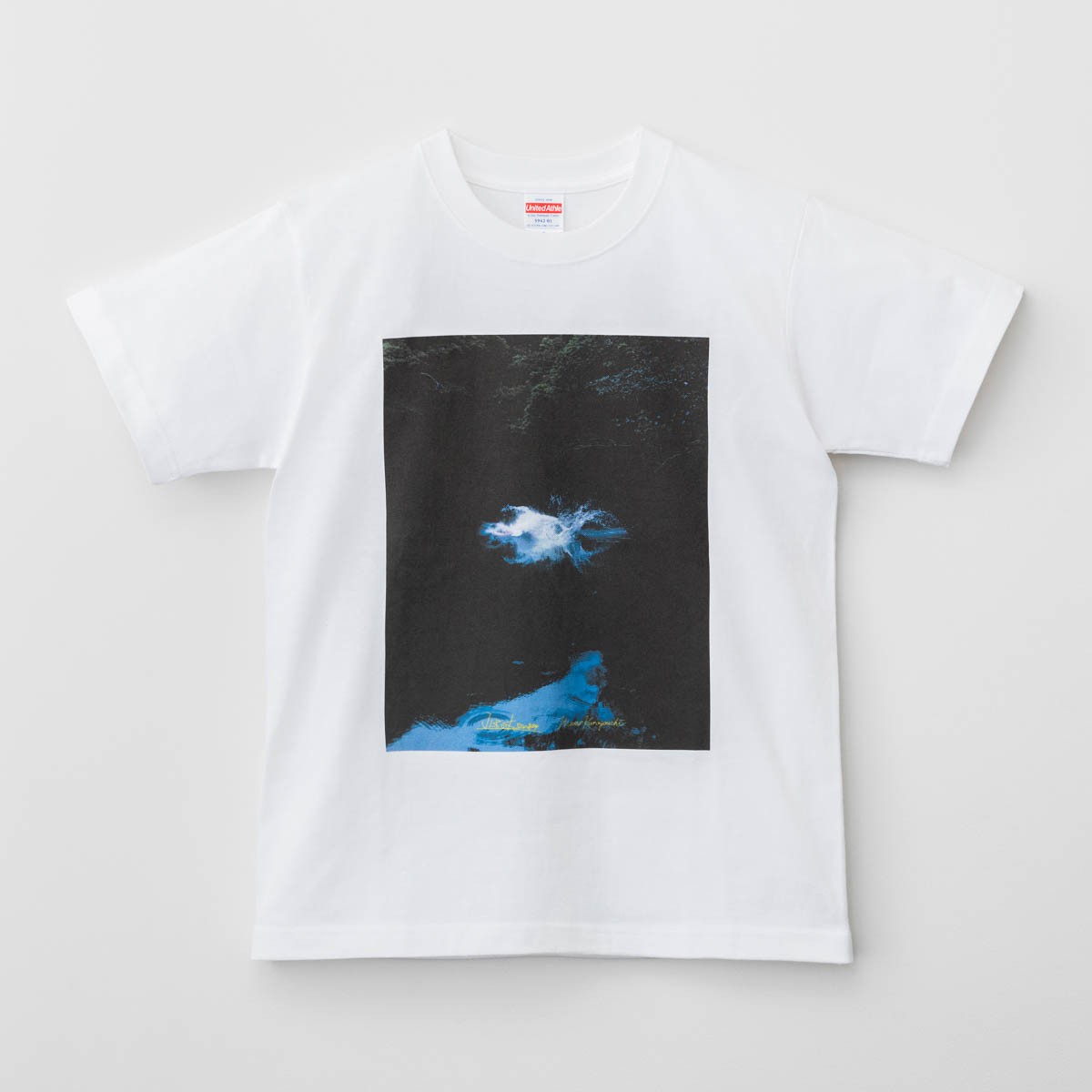 写真家・小浪次郎が切り取った、美しい日常。写真展『黄色い太陽–Burning Drop–』が渋谷PARCOで開催 - Slide:1