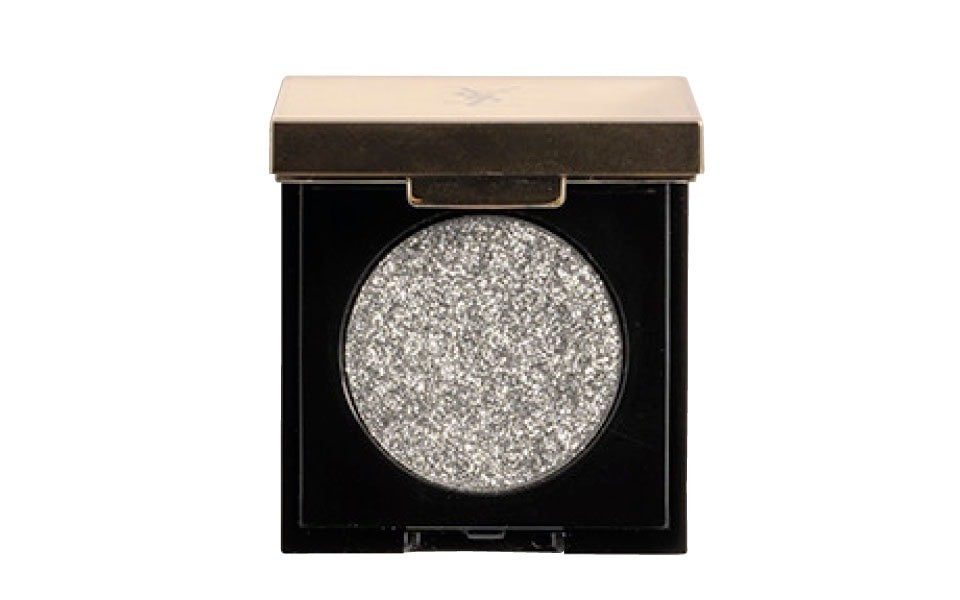 キラキラシャドウ×白マスカラ|「新しさ」をアイメイクと眉に!vol.1 - Slide:2