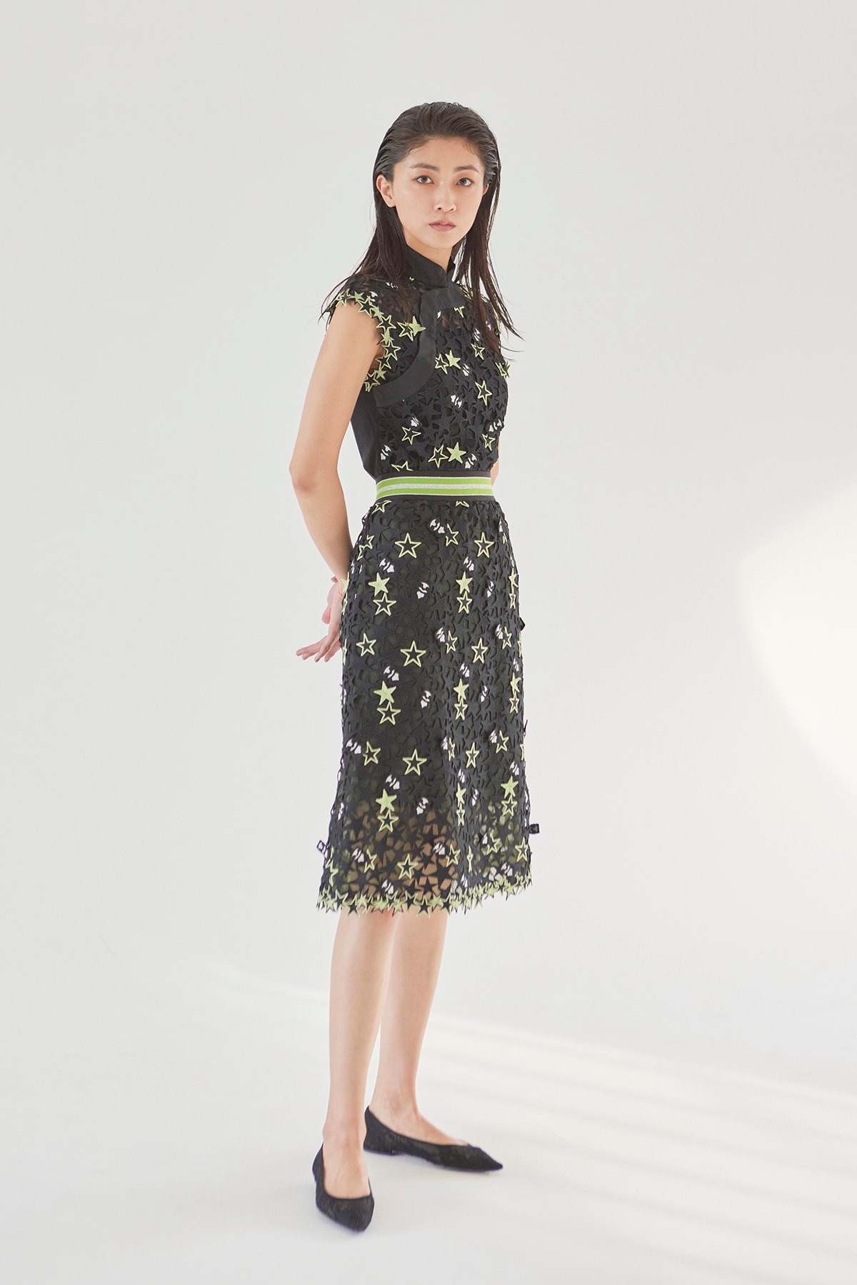 ヴィヴィアンタム 春コレクション 熊井友梨奈 - Slide:1