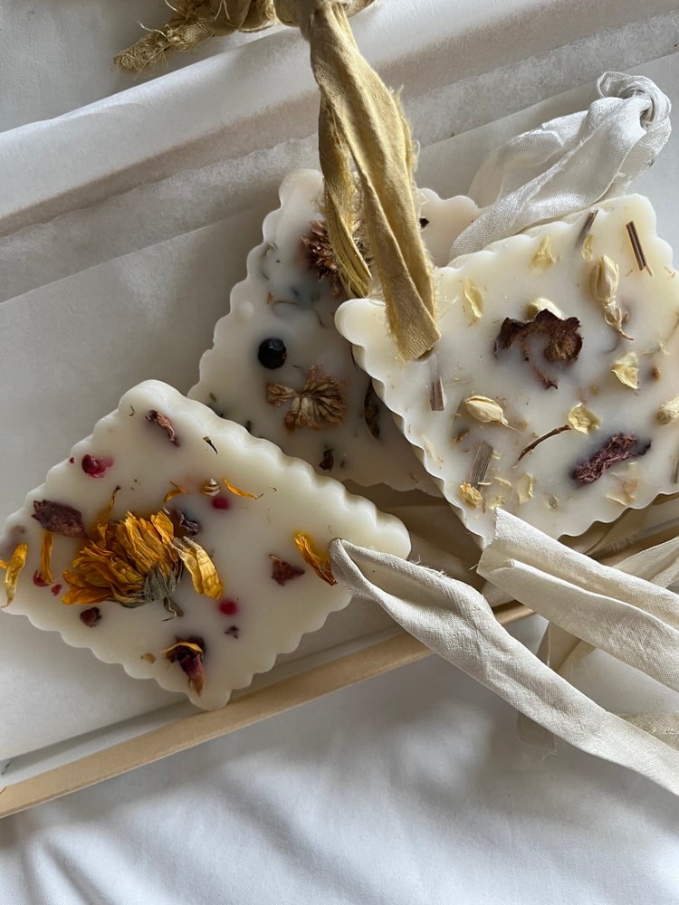 私と部屋 - Slide:6