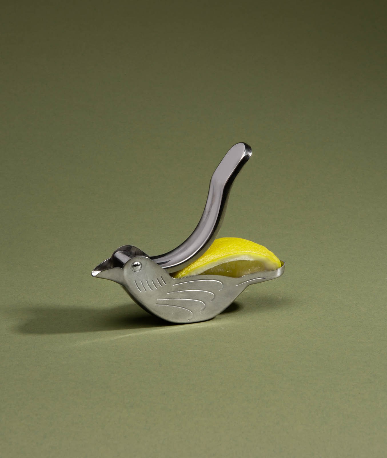 ワイングラスはパール帽子でおめかしを。NY発のテーブルウェアブランド〈Gohar World〉が気になる 【みんなのニュース】 - Slide:6