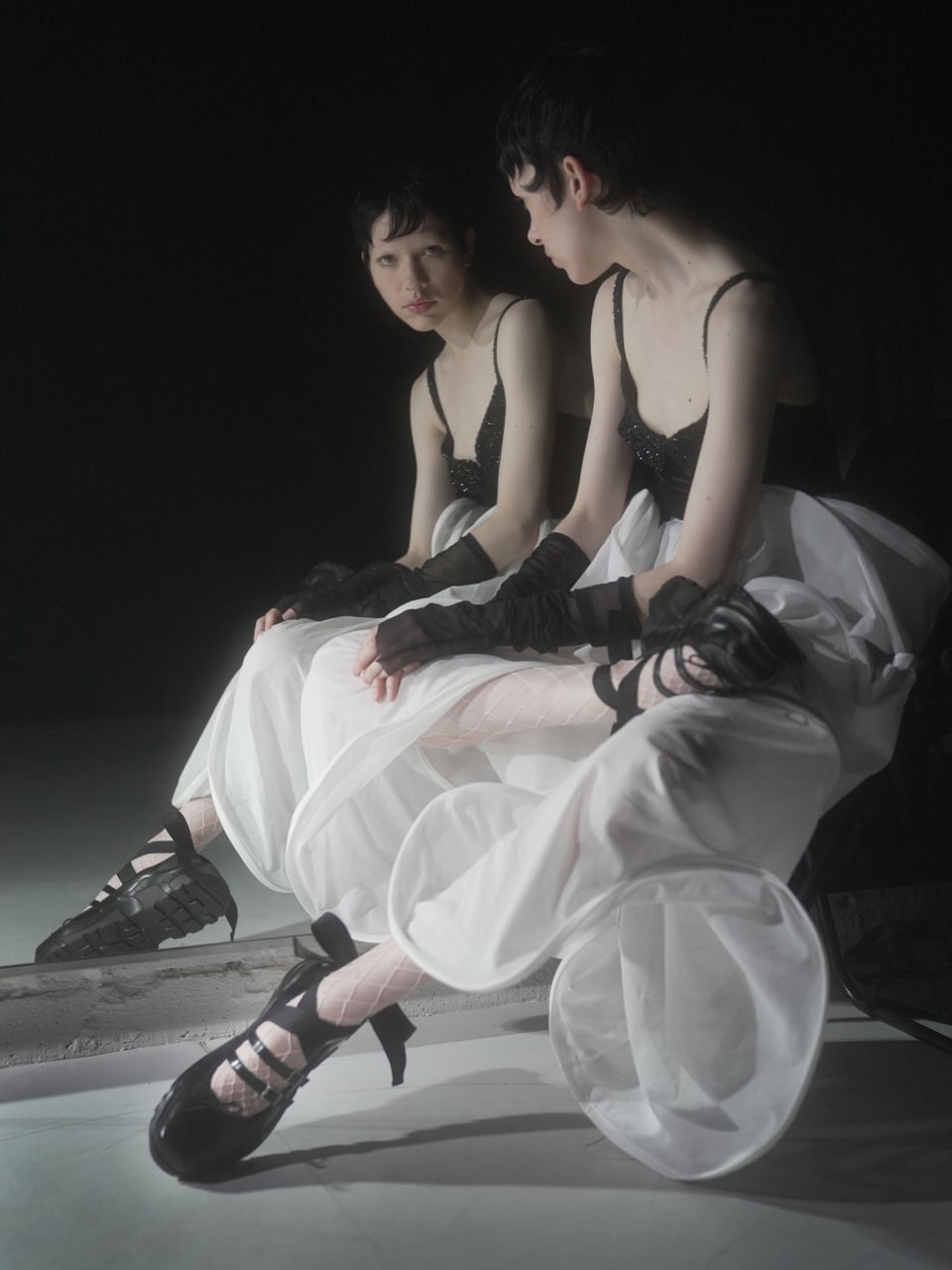 AKIKOAOKI アキコアオキ THREE TREASURES スリートレジャーズ demi Black Black faux leather THREE TREASURES 公式ストア