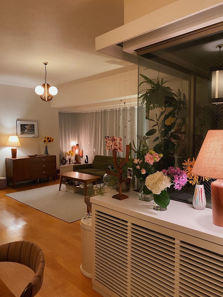 私と部屋 - Slide:1