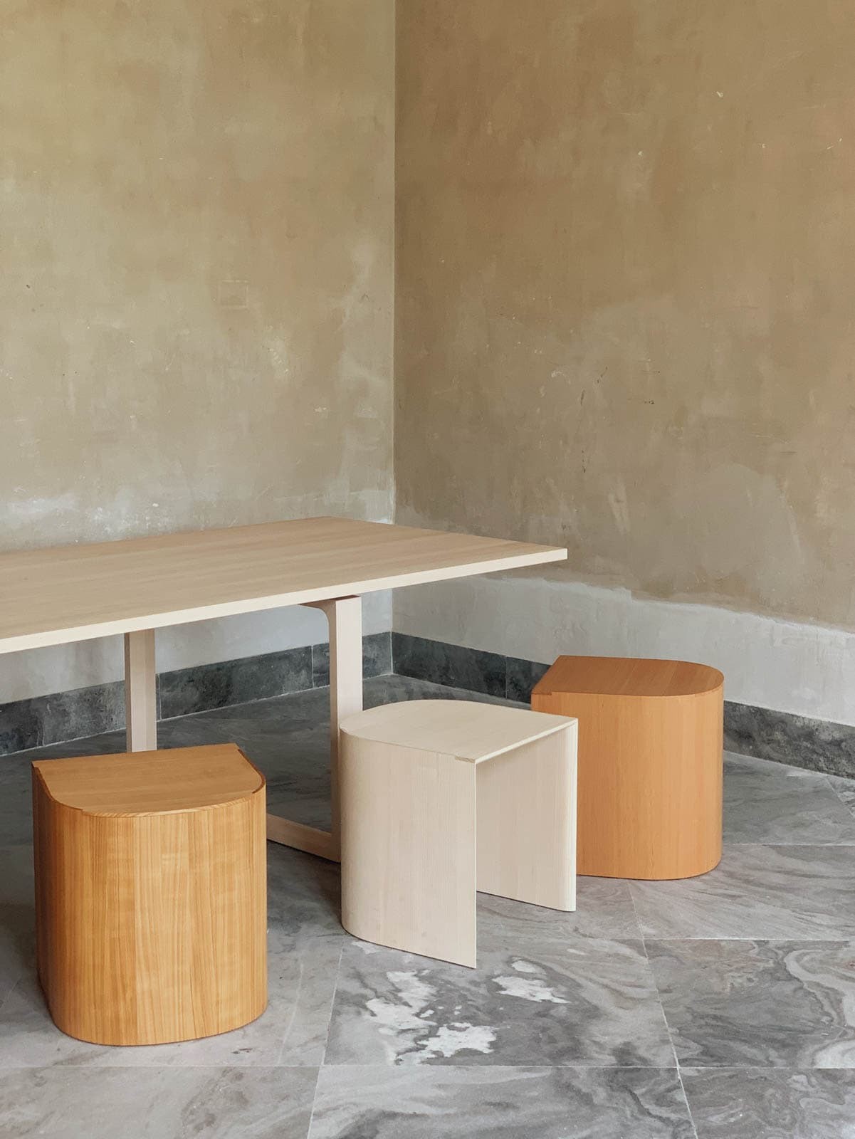 夜な夜な踊るデザイナー、街を走り抜けるスケーター、街中をパレードする卒業生。お祭り気分のデンマークより、mayanoueのCPH通信 02 - Slide:10