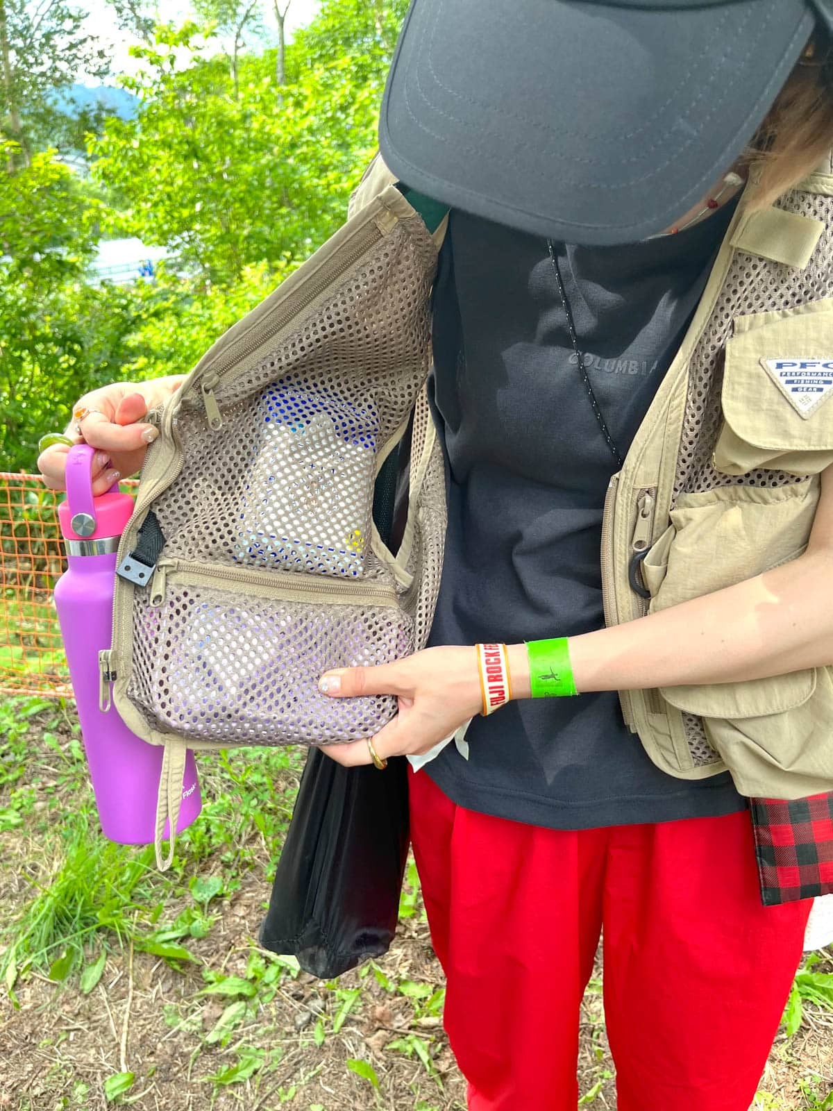 フジロック・フェスティバルでスタイルハント！vol.1 メッシュ素材＆ベストが新定番に？ - Slide:2