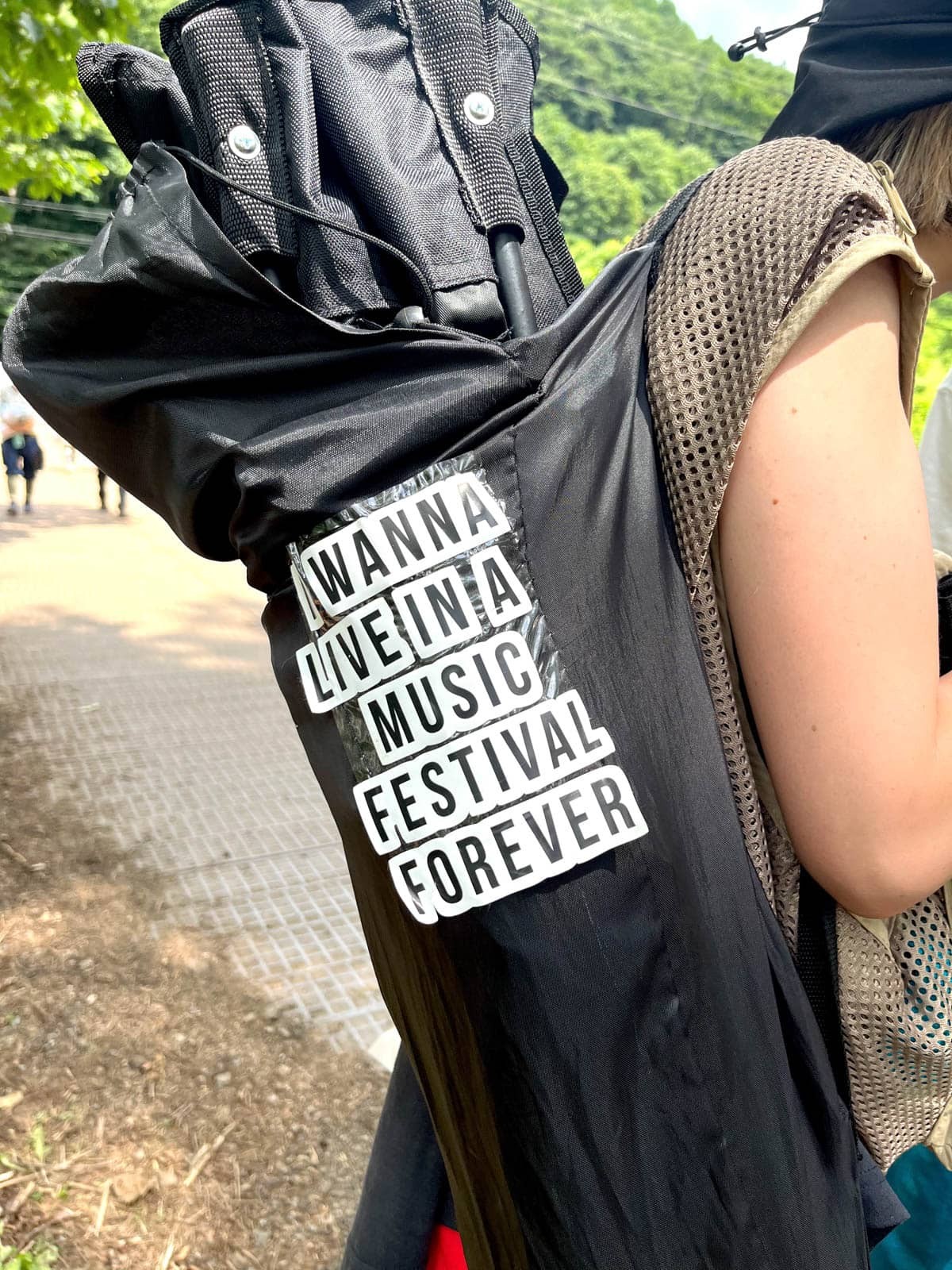 フジロック・フェスティバルでスタイルハント！vol.1 メッシュ素材＆ベストが新定番に？ - Slide:4